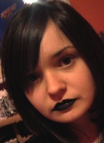 CZARNA SZMINKA DO UST GOTH (#110) CZARNA SZMINKA DO UST GOTH (#110)