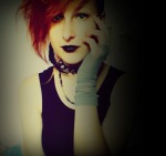 CZARNA SZMINKA DO UST GOTH (#110) CZARNA SZMINKA DO UST GOTH (#110)