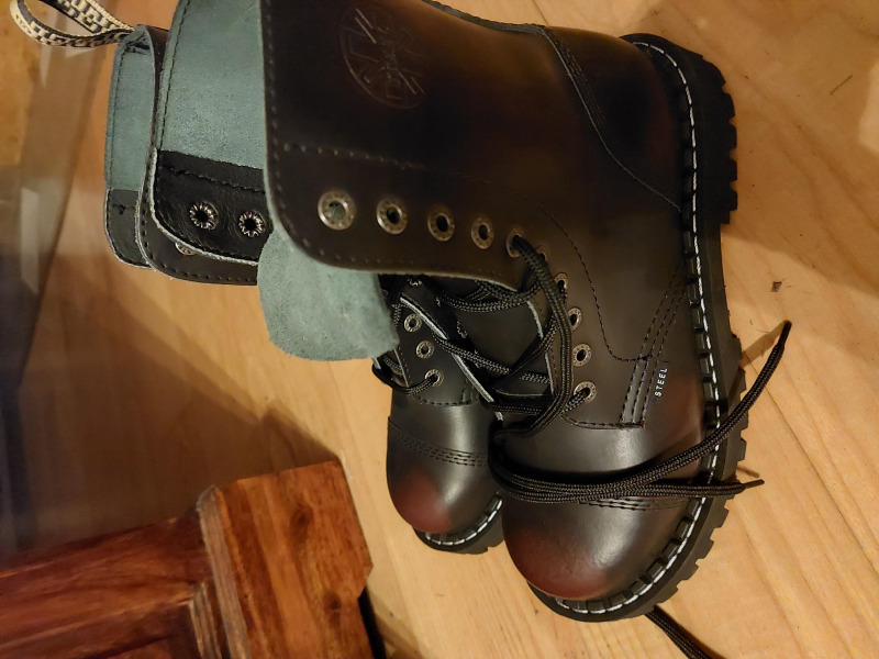 glany STEADY'S - 10 dziurek, bordo przecierane (STE/10)