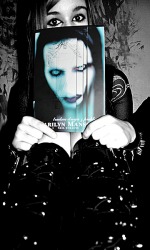 książka MARILYN MANSON - TRUDNA DROGA Z PIEKŁA Neil Strauss książka MARILYN MANSON - TRUDNA DROGA Z PIEKŁA Neil Strauss